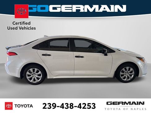 Used 2025 Toyota Corolla LE FWD image 8