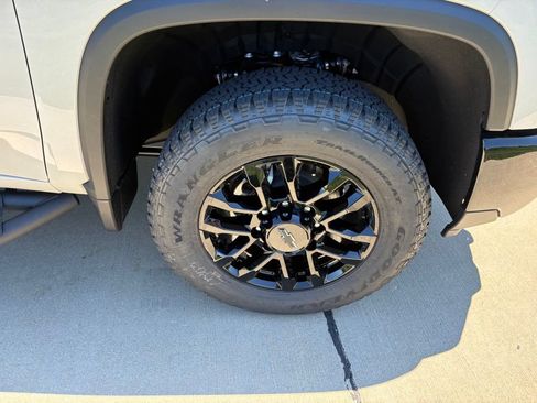 New 2026 Chevrolet Silverado 2500 Custom w/ Custom Value Package AWD/4WD image 51