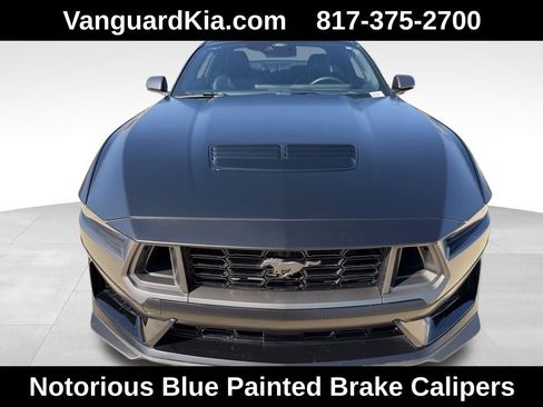Used 2025 Ford Mustang Dark Horse image 9