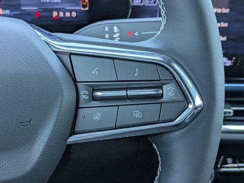 Used 2026 Chevrolet Equinox EV LT image 24