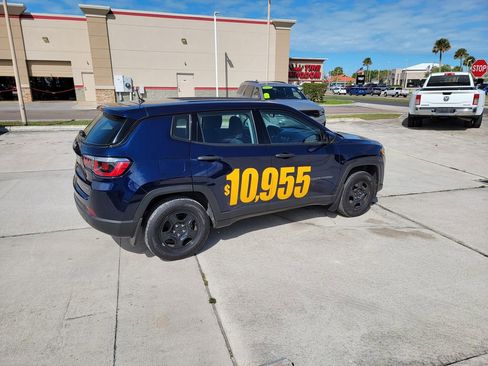 Used 2018 Jeep Compass Sport image 4