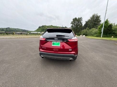 Used 2019 Ford Edge SEL w/ Equipment Group 201A FWD image 7