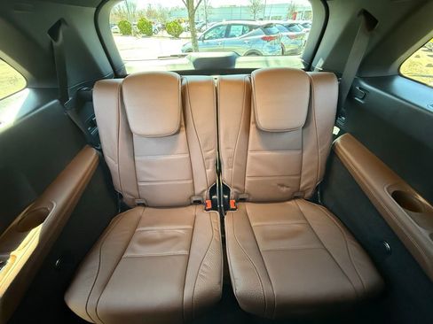 Used 2025 Mercedes-Benz GLS 580 4MATIC image 37