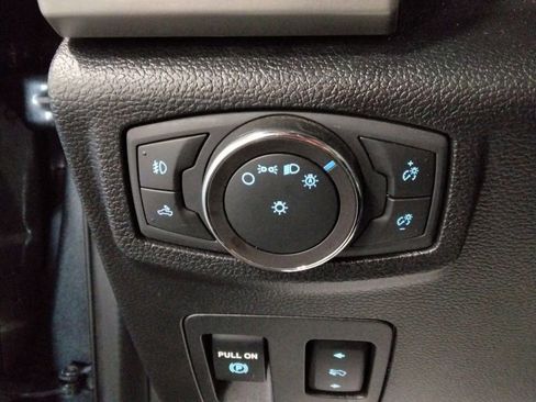 Used 2019 Ford F150 Lariat w/ Equipment Group 502A Luxury image 17