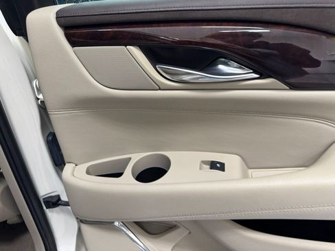 Used 2015 Cadillac Escalade ESV Premium AWD/4WD image 51