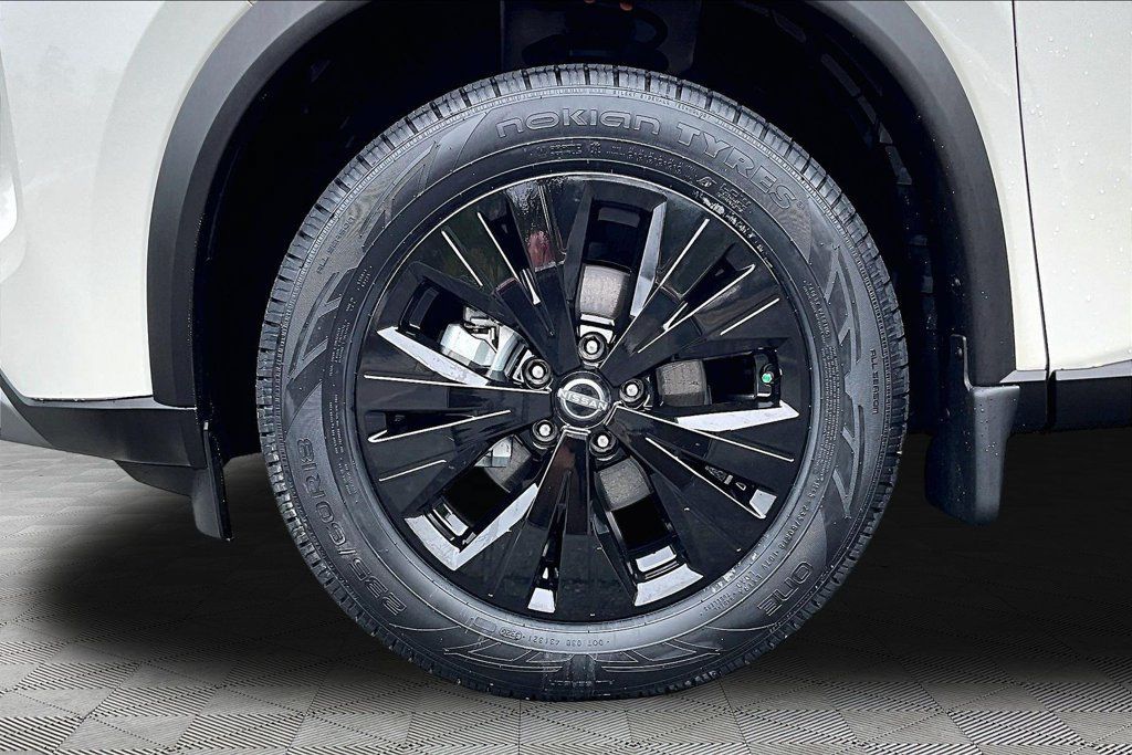 Used 2023 Nissan Rogue SV AWD/4WD image 24