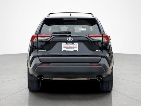 Certified 2023 Toyota RAV4 XLE Premium image 4