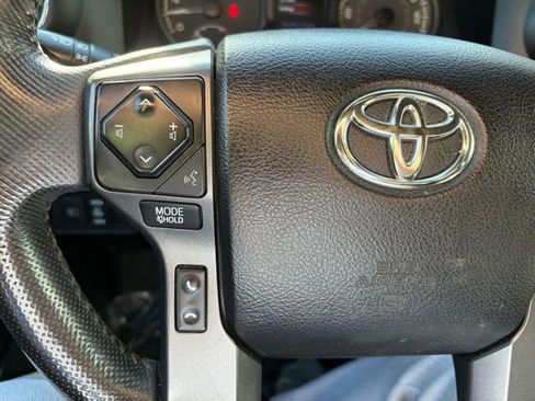 Used 2021 Toyota Tacoma TRD Off-Road RWD image 20
