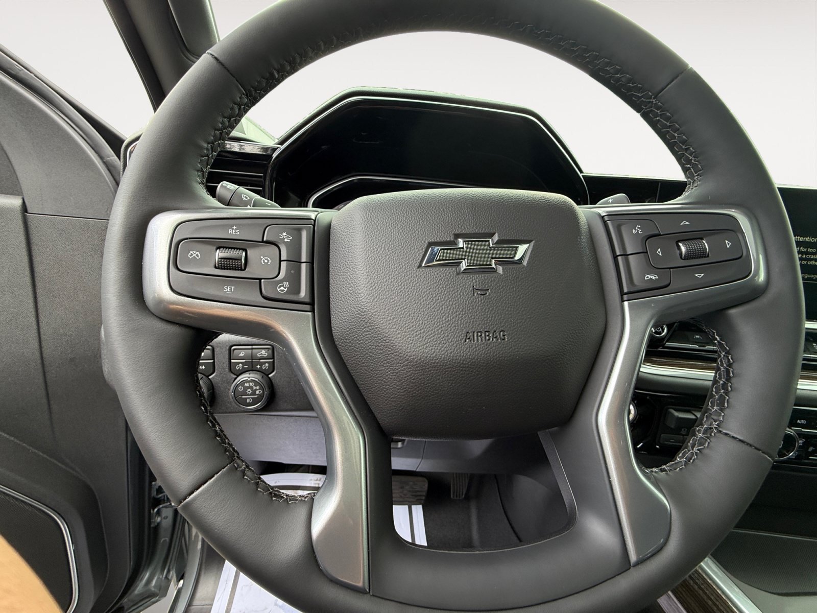 New 2026 Chevrolet Silverado 1500 RST AWD/4WD image 11