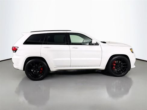 Used 2018 Jeep Grand Cherokee SRT w/ Trailer Tow Group IV image 8