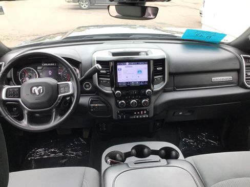 Used 2022 RAM 2500 Big Horn w/ Level C Equiment Group AWD/4WD image 9
