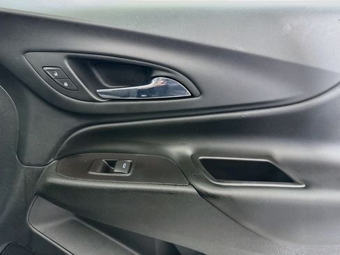 Used 2020 Chevrolet Equinox LT FWD image 31