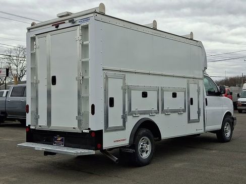 New 2026 Chevrolet Express 3500 w/ Power Convenience Package RWD image 4