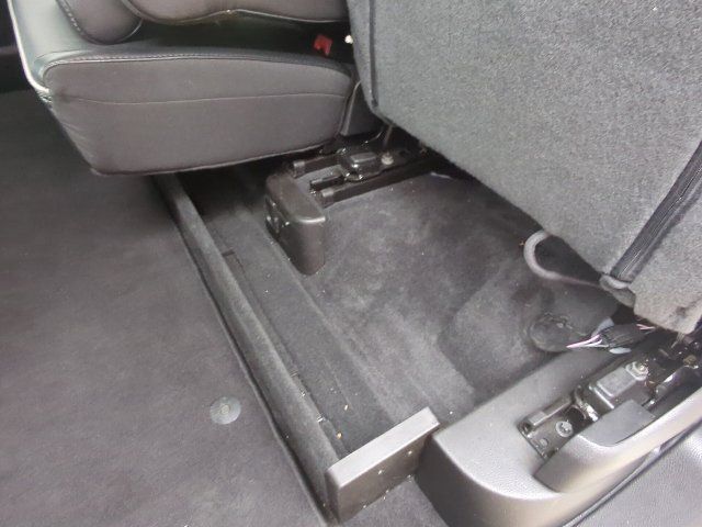 Used 2026 RAM 1500 Laramie AWD/4WD image 29