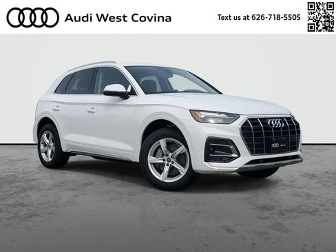 Used 2023 Audi Q5 2.0T Premium w/ Convenience Package image 1