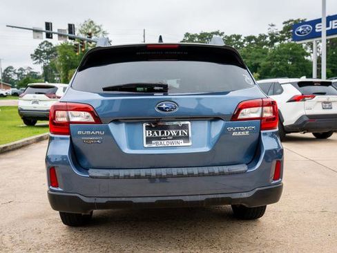 Used 2016 Subaru Outback 2.5i Limited AWD/4WD image 5