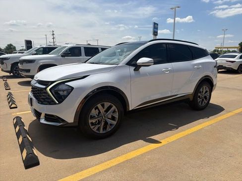Used 2023 Kia Sportage SX AWD/4WD image 3