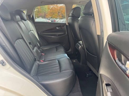 Used 2014 INFINITI QX50 Journey image 32