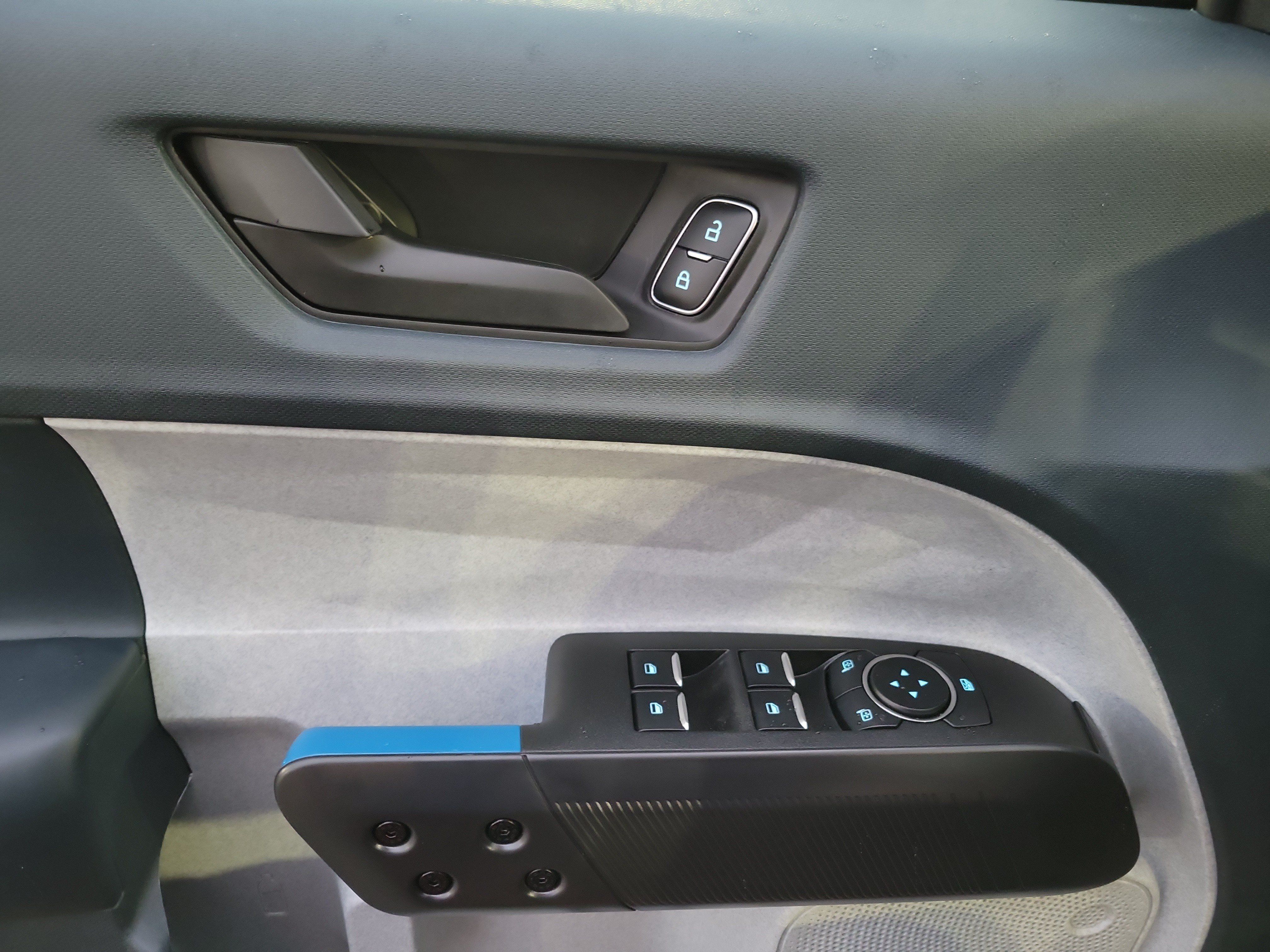 Used 2025 Ford Maverick XLT w/ XLT Luxury Package AWD/4WD image 16