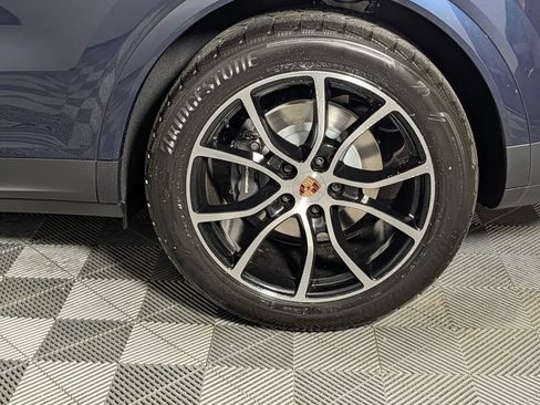 New 2026 Porsche Cayenne AWD/4WD image 12