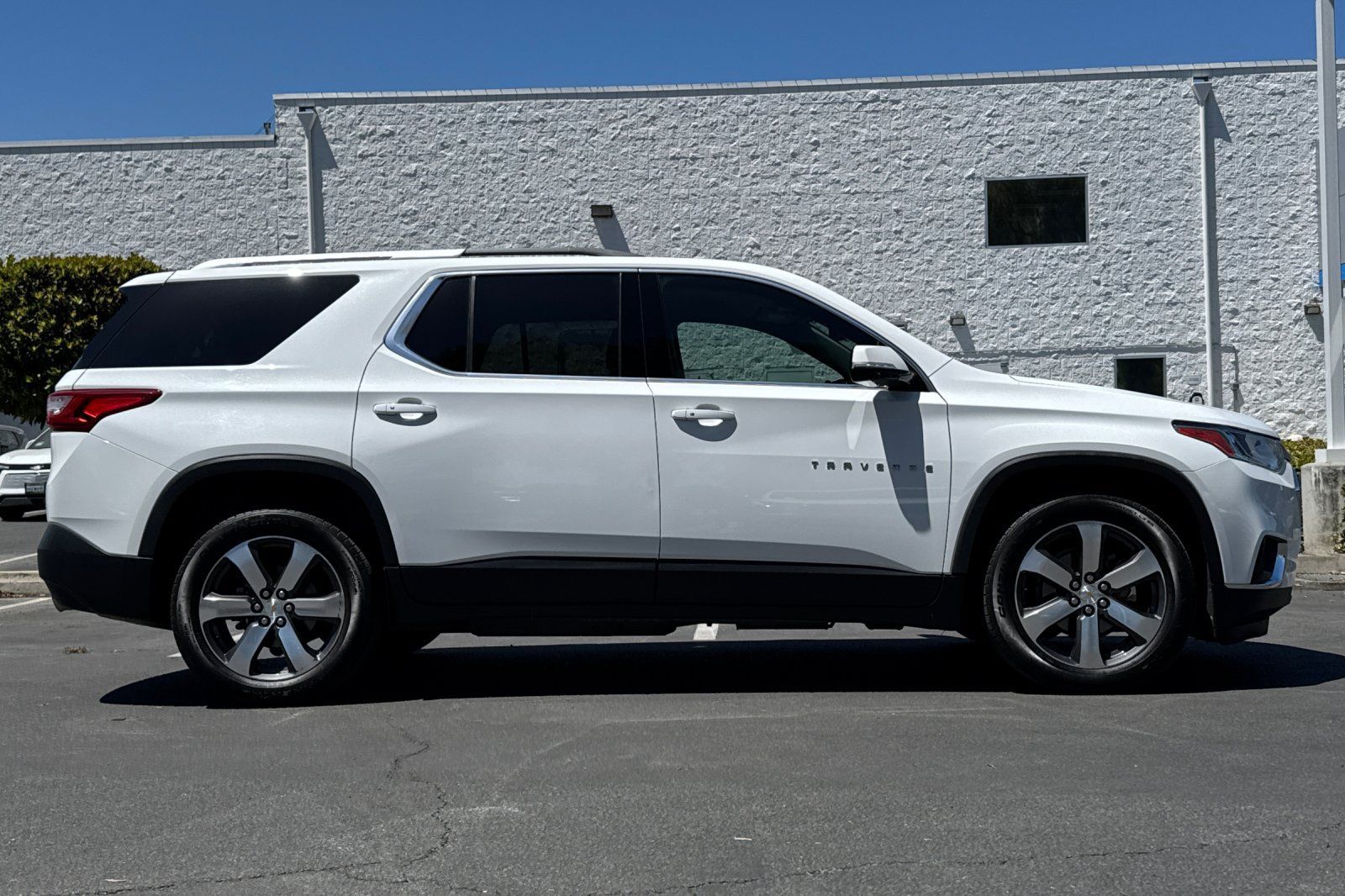 Used 2018 Chevrolet Traverse LT w/ LPO, Floor Liner Package AWD/4WD image 4