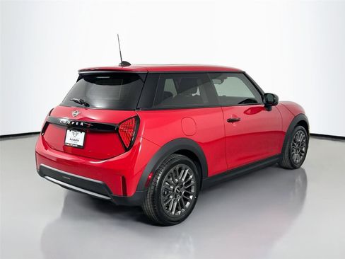 Used 2025 MINI Cooper S FWD image 4