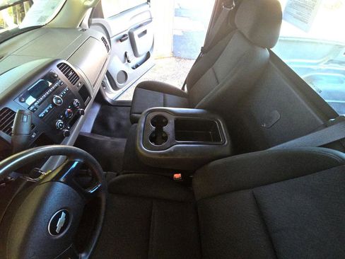 Used 2010 Chevrolet Silverado 1500 W/T w/ LS Package image 15