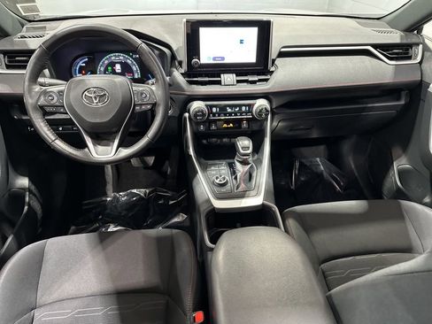 Certified 2023 Toyota RAV4 SE image 7
