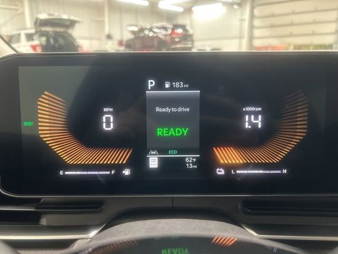 New 2026 Kia Carnival EX image 15