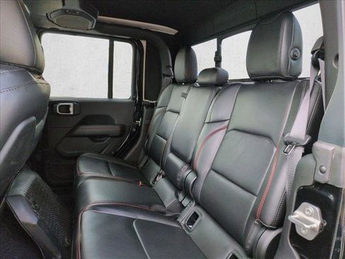 Used 2023 Jeep Gladiator Rubicon w/ LED Lighting Group AWD/4WD image 19