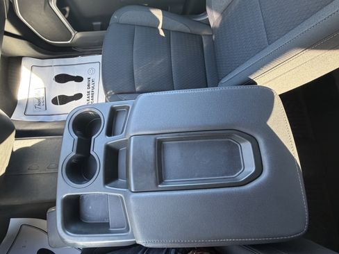 Used 2023 Chevrolet Silverado 1500 LT image 9