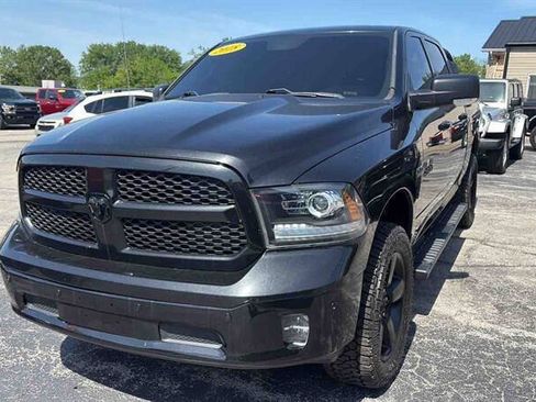 Used 2018 RAM 1500 Big Horn AWD/4WD image 4