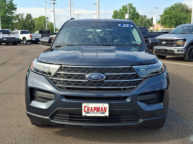 Certified 2023 Ford Explorer XLT AWD/4WD image 2