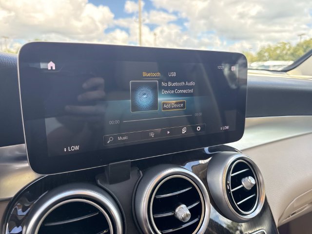 Used 2022 Mercedes-Benz GLC 300 image 24