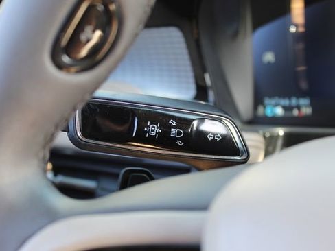 Used 2023 Lincoln Corsair AWD w/ Equipment Group 101A image 18