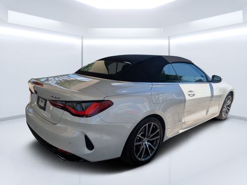 Used 2025 BMW 430i xDrive Convertible AWD/4WD image 3