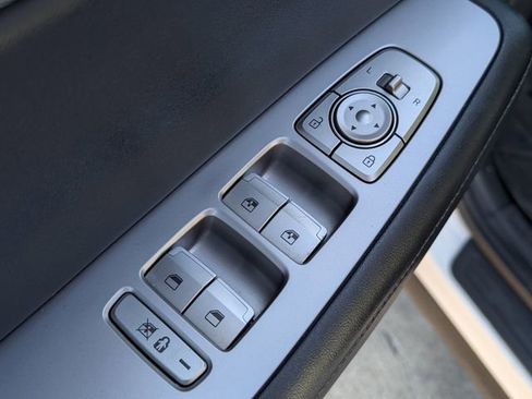 Used 2021 Hyundai Palisade SEL w/ Premium Package image 11