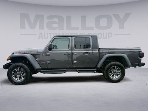 Used 2025 Jeep Gladiator Mojave w/ Convenience Group image 2