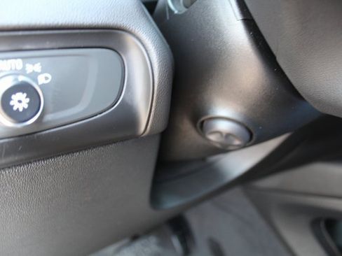 Used 2020 Buick Enclave Avenir w/ Avenir Technology Package image 30