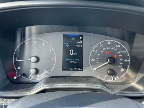 Used 2023 Toyota Corolla LE image 22