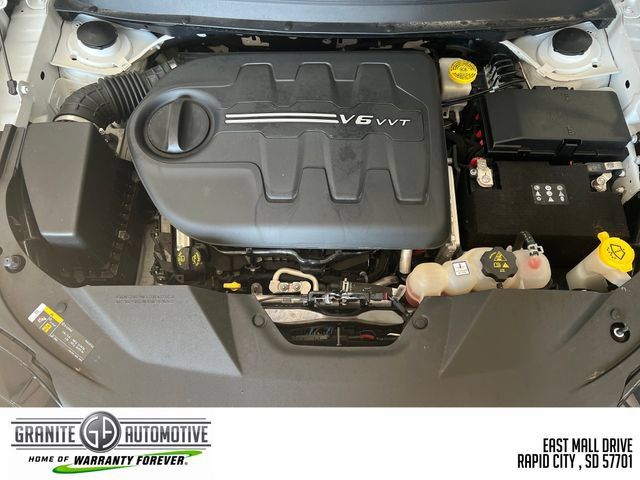 Used 2022 Jeep Cherokee Trailhawk w/ Trailer Tow Group AWD/4WD image 23