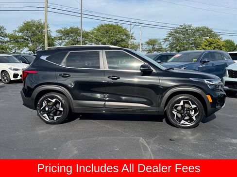 Used 2025 Kia Seltos EX w/ EX Sunroof Package AWD/4WD image 2
