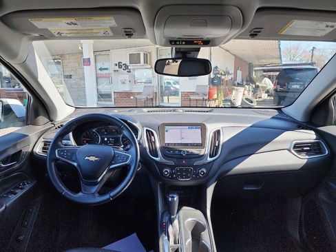 Used 2021 Chevrolet Equinox LT image 22