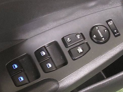 Used 2022 Hyundai Accent SEL FWD image 27
