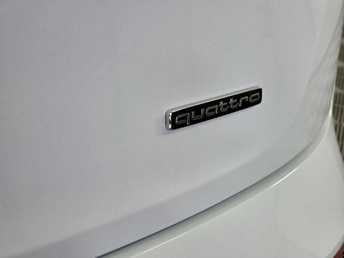 Certified 2024 Audi Q5 2.0T Premium Plus AWD/4WD image 12