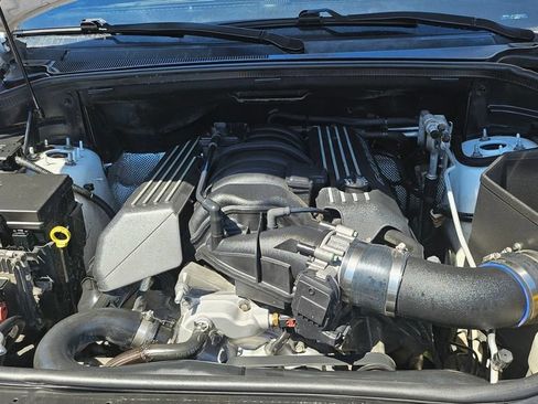Used 2016 Jeep Grand Cherokee SRT AWD/4WD image 47