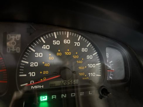 Used 2001 Toyota 4Runner Limited image 7