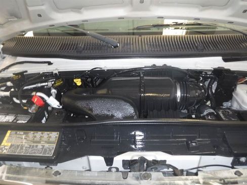 Used 2008 Ford E-350 and Econoline 350 XLT RWD image 18