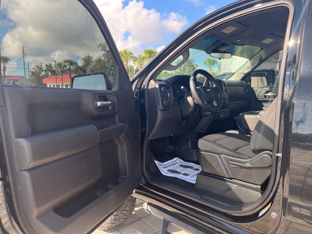 Used 2024 Chevrolet Silverado 1500 W/T w/ WT Value Package AWD/4WD image 13