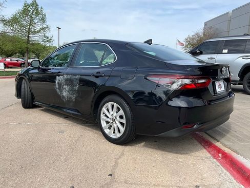 Used 2023 Toyota Camry LE image 7